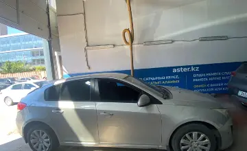 Chevrolet Cruze 2014 года за 3 500 000 тг. в Астана фото 4