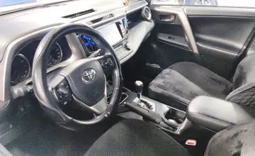 Toyota RAV4 2017 года за 11 000 000 тг. в Астана фото 5