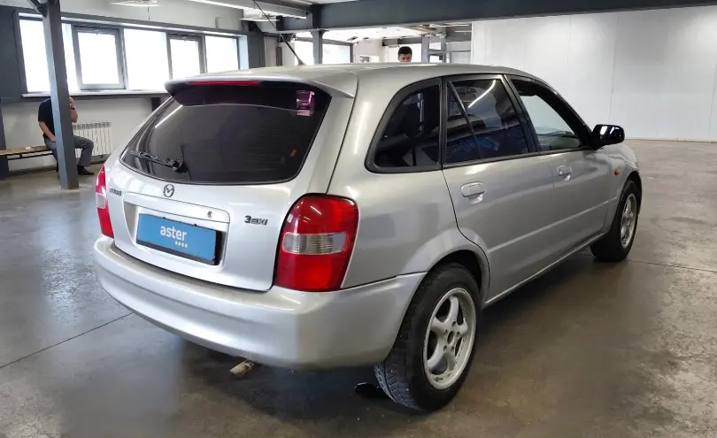 Mazda 323 2001 года за 1 500 000 тг. в Астана фото 3