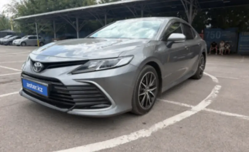 Toyota Camry 2022 года за 12 500 000 тг. в Алматы