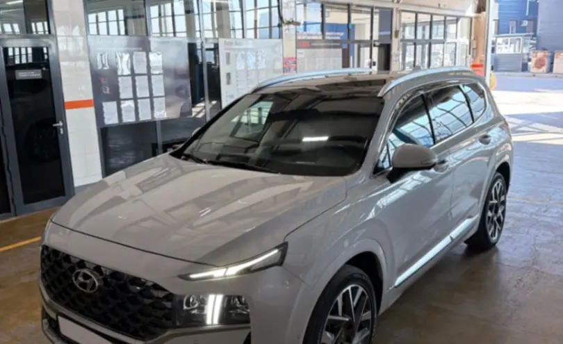 Hyundai Santa Fe 2022 года за 15 550 000 тг. в Караганда