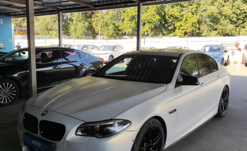 BMW 5 серии 2013 года за 11 000 000 тг. в Алматы