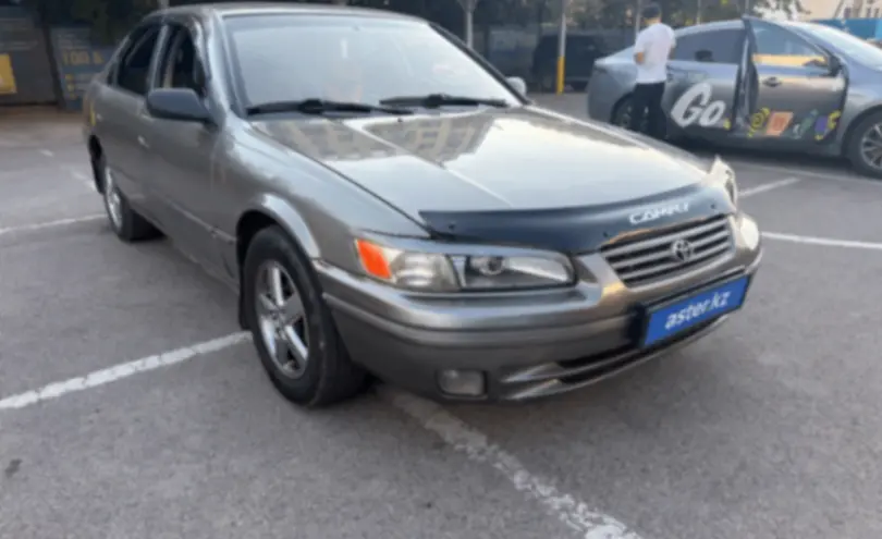 Toyota Camry 1998 года за 2 300 000 тг. в Алматы фото 2