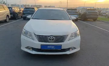Toyota Camry 2014 года за 8 500 000 тг. в Алматы фото 2