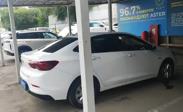 Chevrolet Onix 2024 года за 4 500 000 тг. в Алматы фото 4