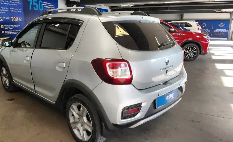 Renault Sandero 2022 года за 5 000 000 тг. в Астана фото 4