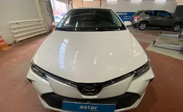 Toyota Corolla 2020 года за 10 000 000 тг. в Астана фото 2