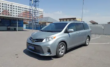 Toyota Sienna 2018 года за 13 500 000 тг. в Шымкент фото 1