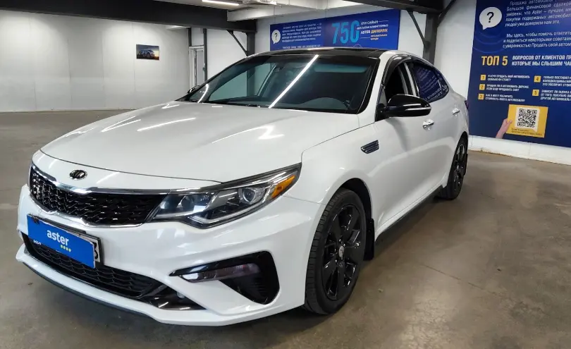 Kia Optima 2018 года за 8 300 000 тг. в Астана
