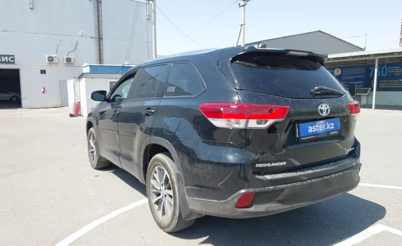 Toyota Highlander 2018 года за 17 500 000 тг. в Шымкент фото 4