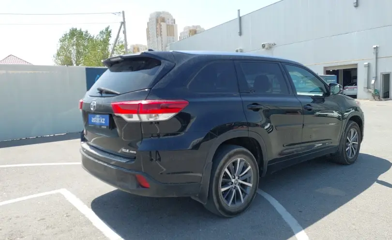 Toyota Highlander 2018 года за 17 500 000 тг. в Шымкент фото 3