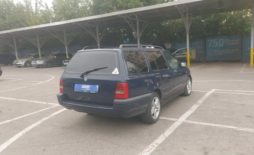 Volkswagen Golf 1993 года за 1 500 000 тг. в Алматы фото 3