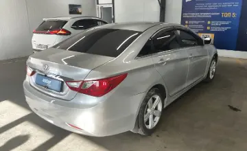 Hyundai Sonata 2012 года за 6 000 000 тг. в Астана фото 3