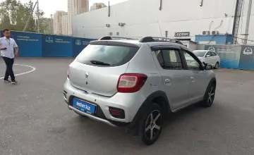 Renault Sandero 2015 года за 3 000 000 тг. в Шымкент фото 3