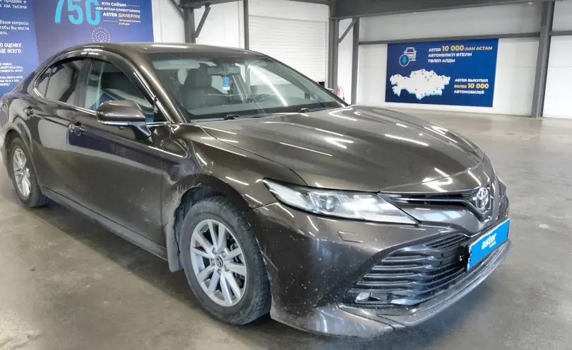 Toyota Camry 2019 года за 13 000 000 тг. в Астана фото 2