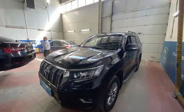Toyota Land Cruiser Prado 2018 года за 24 000 000 тг. в Астана фото 1