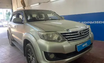 Toyota Fortuner 2014 года за 9 500 000 тг. в Астана фото 3