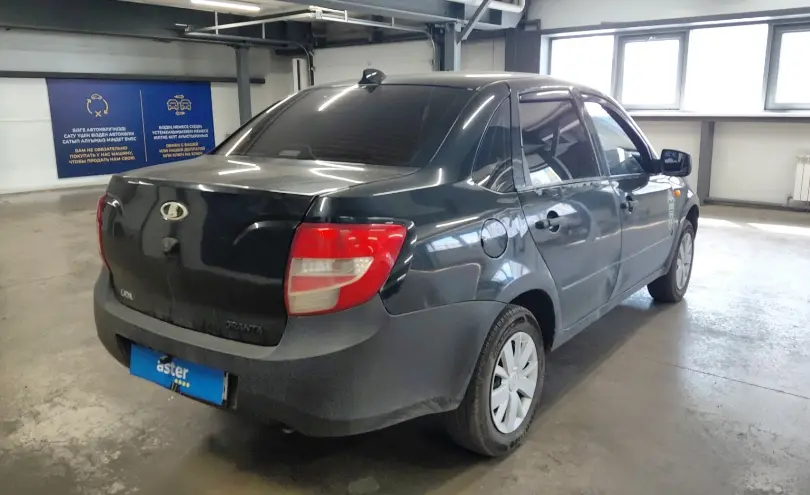 LADA (ВАЗ) Granta 2013 года за 1 600 000 тг. в Астана фото 3