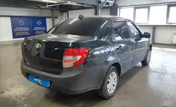 LADA (ВАЗ) Granta 2013 года за 1 600 000 тг. в Астана фото 3