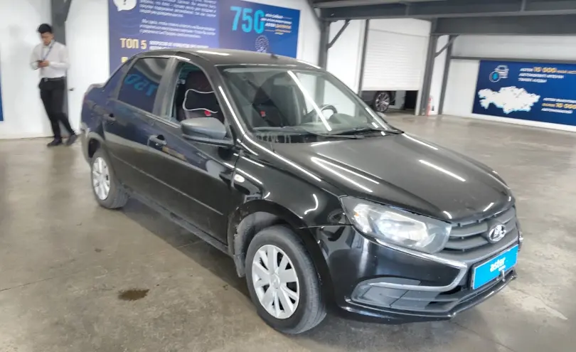 LADA (ВАЗ) Granta 2020 года за 3 300 000 тг. в Астана фото 2