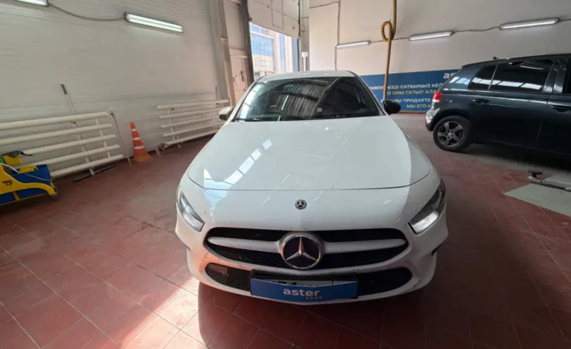 Mercedes-Benz A-Класс 2019 года за 11 000 000 тг. в Астана фото 2