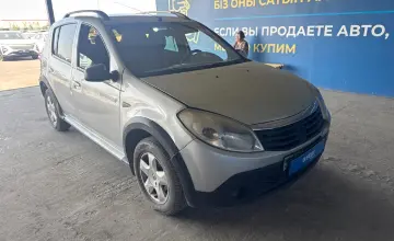 Renault Sandero 2014 года за 2 500 000 тг. в Алматы фото 3