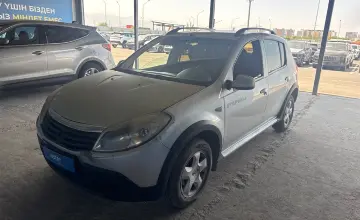 Renault Sandero 2014 года за 2 500 000 тг. в Алматы фото 1