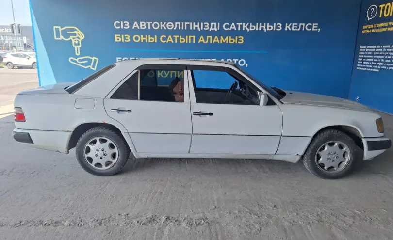 Mercedes-Benz W124 1991 года за 1 200 000 тг. в Алматы фото 4