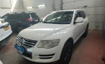 Volkswagen Touareg 2007 года за 5 500 000 тг. в Астана фото 1
