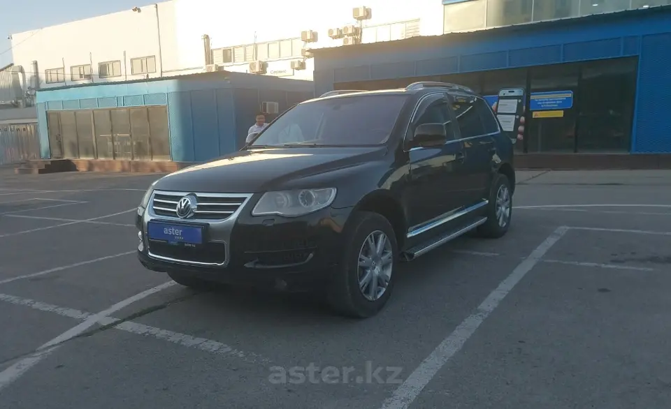 Volkswagen Touareg 2006 года за 6 500 000 тг. в Алматы