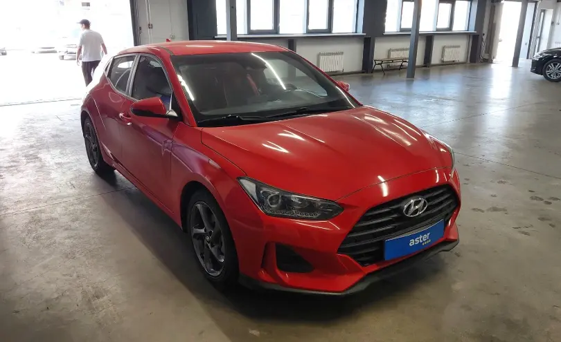 Hyundai Veloster 2018 года за 7 000 000 тг. в Астана фото 2