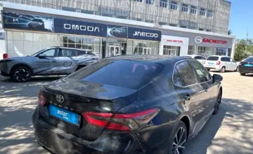 Toyota Camry 2018 года за 9 800 000 тг. в Актобе