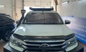 Toyota Hilux 2016 года за 17 000 000 тг. в Астана фото 2