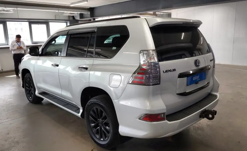 Lexus GX 2020 года за 33 000 000 тг. в Астана фото 4