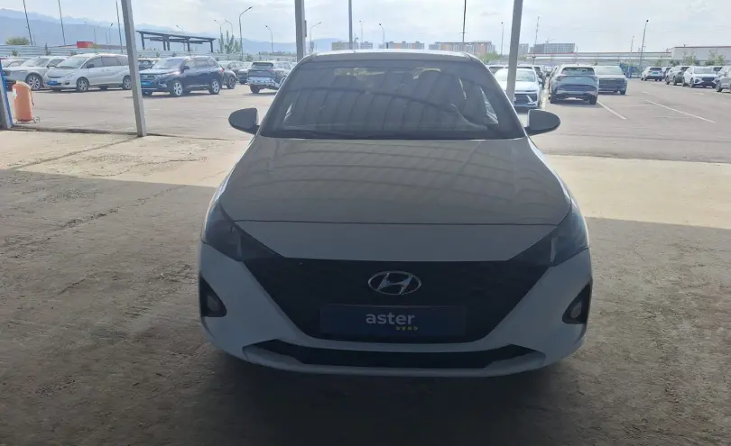 Hyundai Accent 2020 года за 5 000 000 тг. в Алматы фото 2