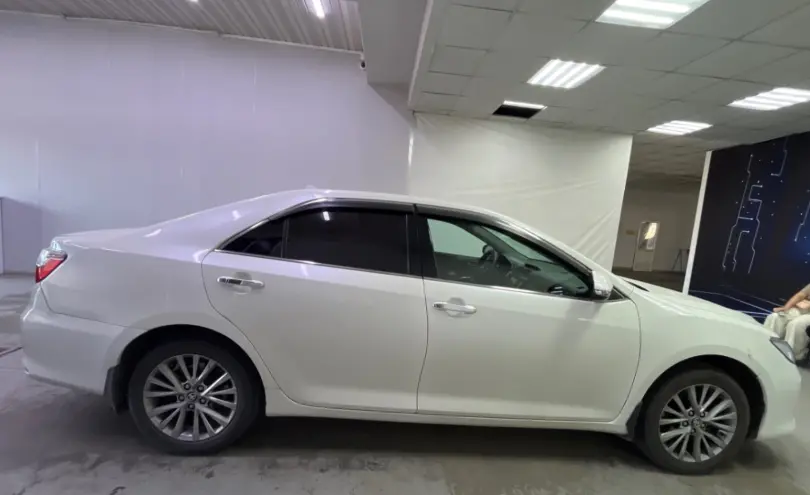 Toyota Camry 2017 года за 11 000 000 тг. в Павлодар фото 4