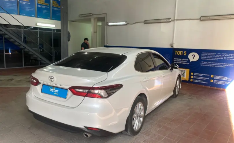 Toyota Camry 2023 года за 15 500 000 тг. в Астана фото 5