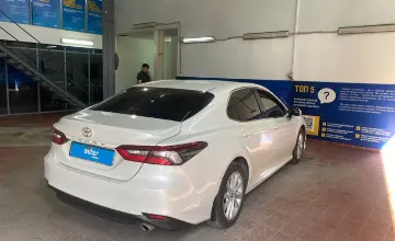 Toyota Camry 2023 года за 15 500 000 тг. в Астана