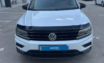 Volkswagen Tiguan 2017 года за 11 000 000 тг. в Актобе фото 2