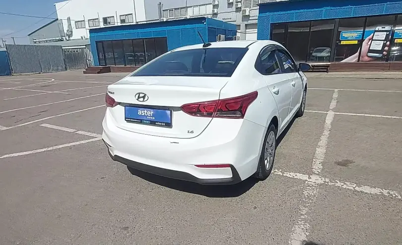 Hyundai Accent 2017 года за 5 000 000 тг. в Алматы фото 3