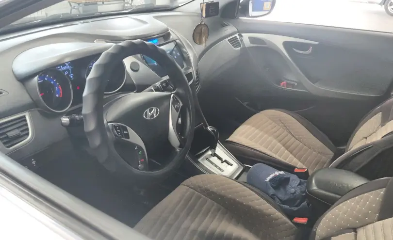 Hyundai Avante 2011 года за 5 000 000 тг. в Астана фото 5