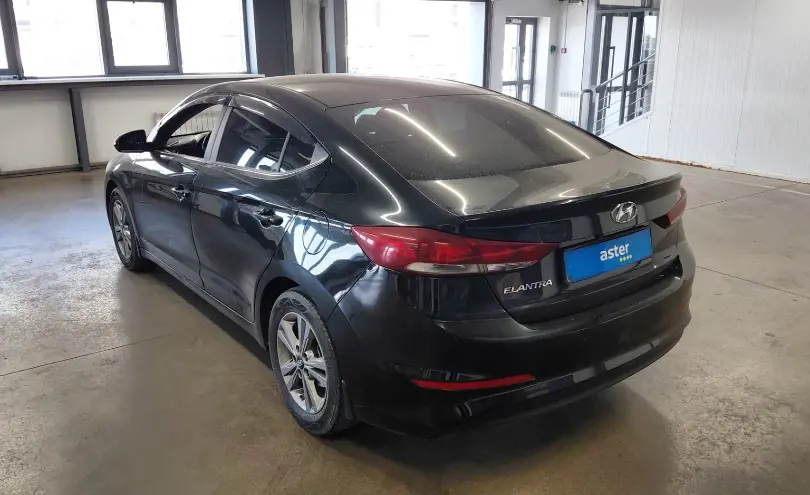 Hyundai Elantra 2018 года за 7 000 000 тг. в Астана фото 4