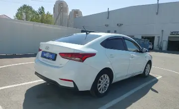 Hyundai Accent 2018 года за 6 000 000 тг. в Шымкент фото 3