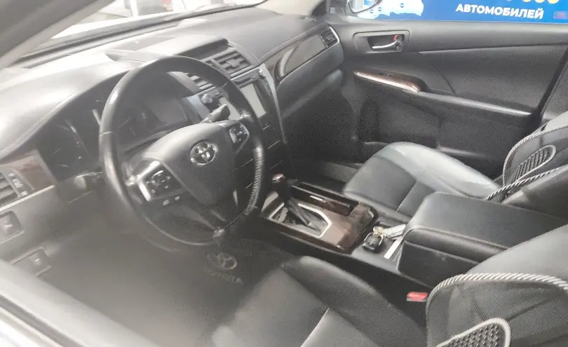 Toyota Camry 2016 года за 9 500 000 тг. в Астана фото 5