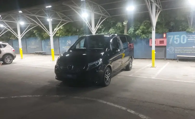Mercedes-Benz V-Класс 2014 года за 18 000 000 тг. в Алматы