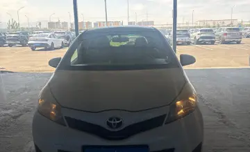 Toyota Yaris 2011 года за 4 500 000 тг. в Алматы фото 2