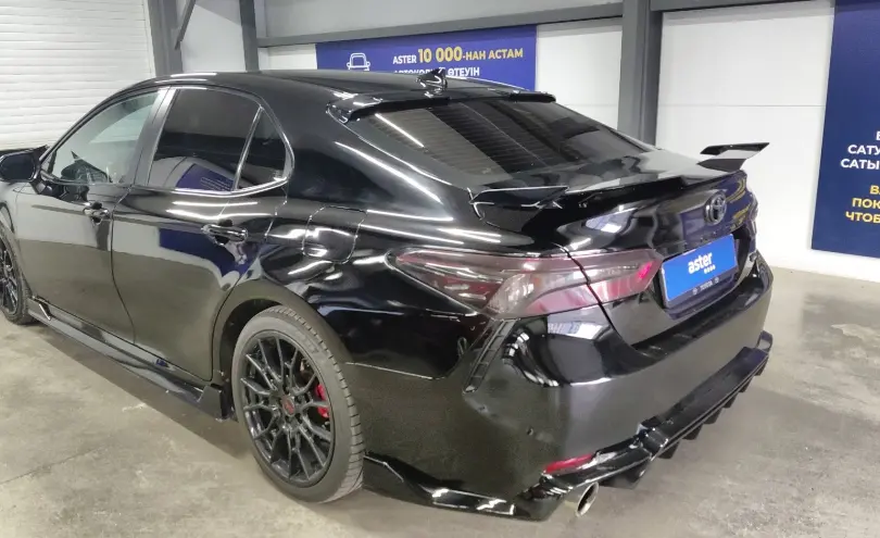 Toyota Camry 2021 года за 13 500 000 тг. в Астана фото 4