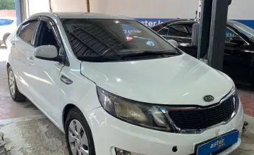 Kia Rio 2015 года за 4 000 000 тг. в Астана фото 3
