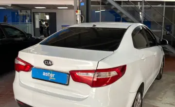 Kia Rio 2015 года за 4 000 000 тг. в Астана