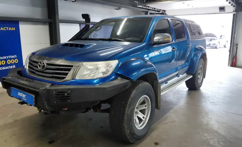 Toyota Hilux 2014 года за 10 000 000 тг. в Астана